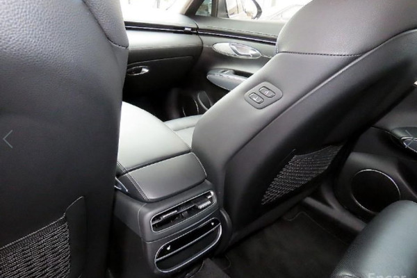 2021 Genesis GV70 с пробегом 56 614 км