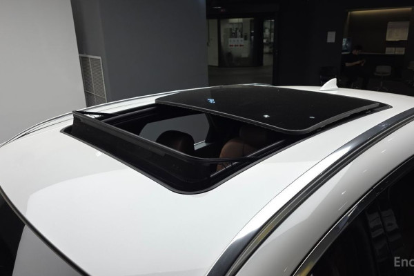 2021 Genesis GV70 с пробегом 80 411 км