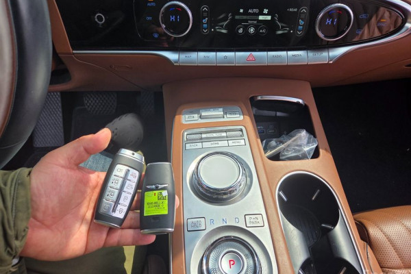 2021 Genesis GV70 с пробегом 46 147 км