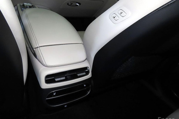 2021 Genesis GV70 с пробегом 15 409 км