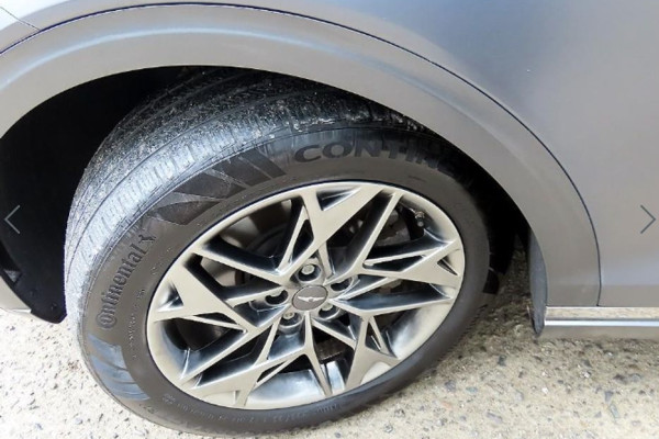 2021 Genesis GV70 с пробегом 56 614 км