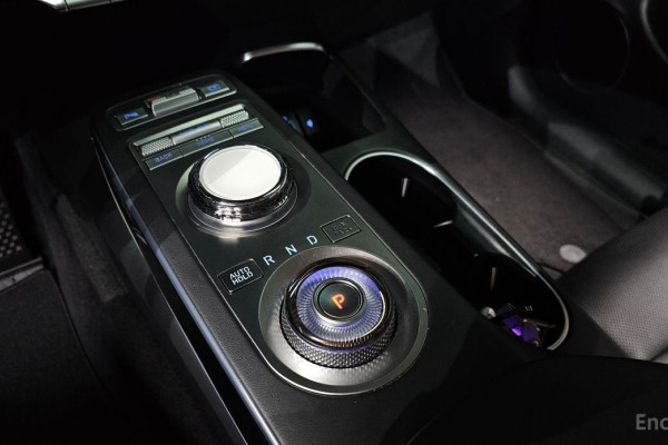 2021 Genesis GV70 с пробегом 85 296 км