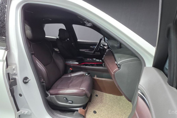 2021 Genesis GV70 с пробегом 81 613 км