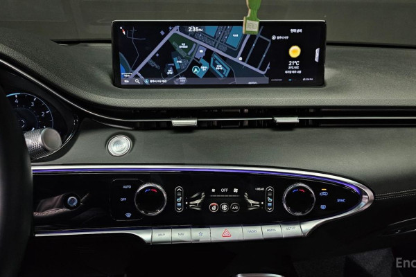 2021 Genesis GV70 с пробегом 85 296 км