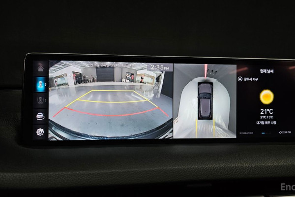 2021 Genesis GV70 с пробегом 85 296 км