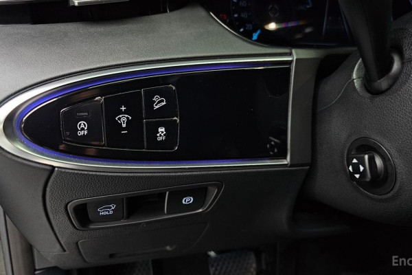 2021 Genesis GV70 с пробегом 85 296 км