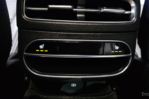 2021 Genesis GV70 с пробегом 85 296 км