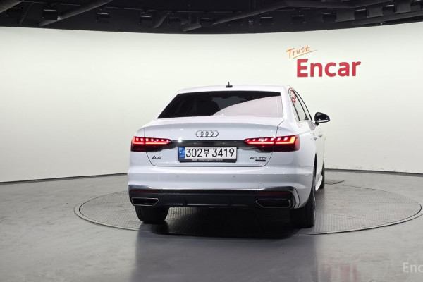 2021 Audi A4 с пробегом 104 209 км