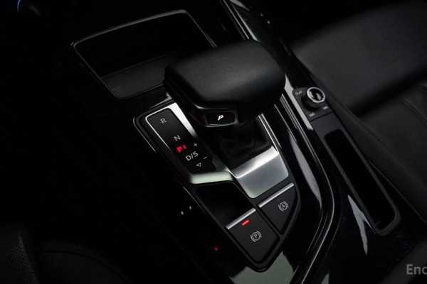 2021 Audi A4 с пробегом 104 209 км