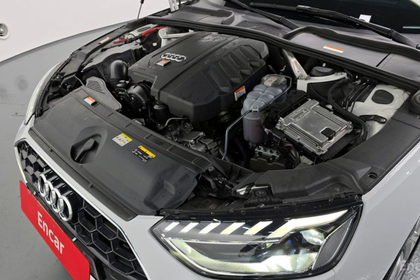 2021 Audi A4 с пробегом 30 976 км