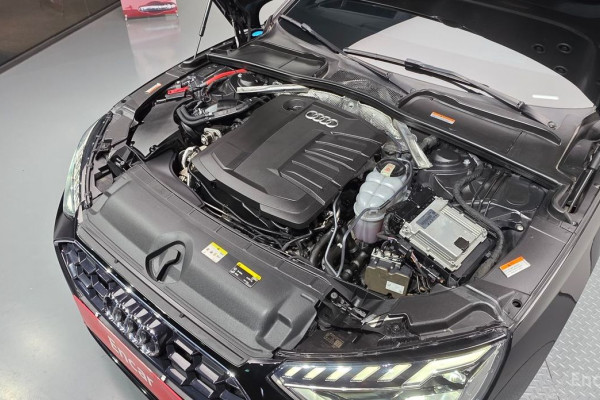 2021 Audi A4 с пробегом 45 377 км