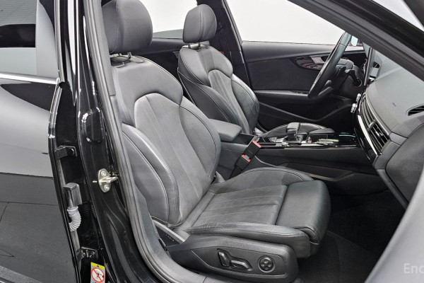 2021 Audi A4 с пробегом 45 377 км