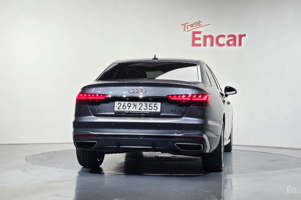 2022 Audi A4 с пробегом 64 549 км