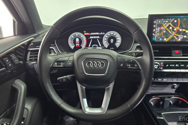 2022 Audi A4 с пробегом 64 549 км