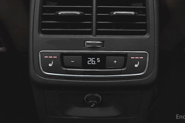 2021 Audi A4 с пробегом 75 665 км