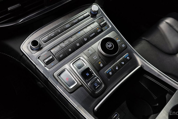 2020 Hyundai Santa Fe с пробегом 44 190 км