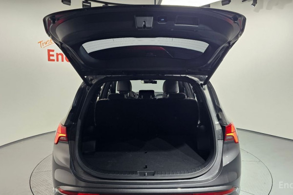 2021 Hyundai Santa Fe с пробегом 27 736 км