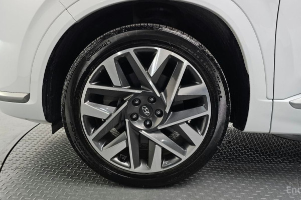 2023 Hyundai Santa Fe с пробегом 32 273 км