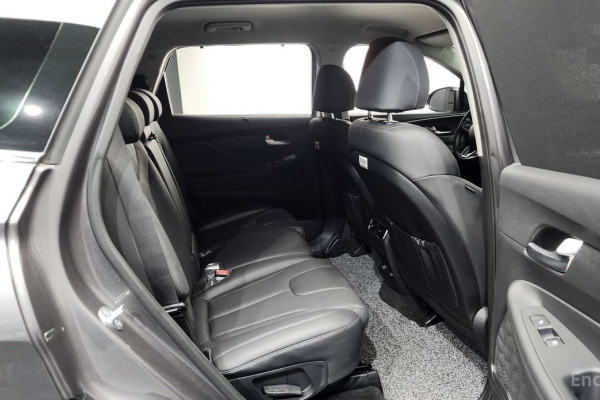 2022 Hyundai Santa Fe с пробегом 24 583 км