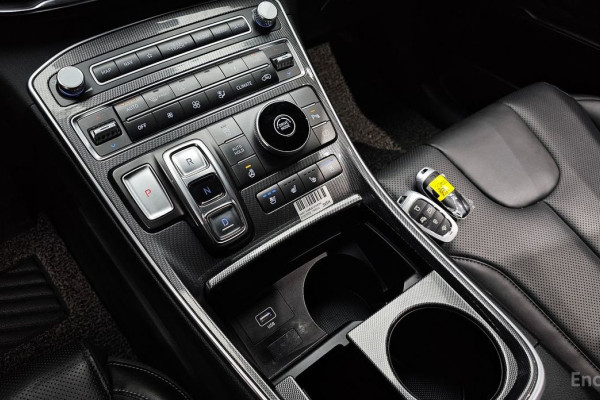 2020 Hyundai Santa Fe с пробегом 68 126 км