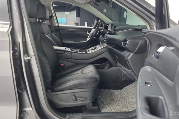 2022 Hyundai Santa Fe с пробегом 34 742 км