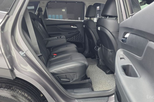 2022 Hyundai Santa Fe с пробегом 34 742 км