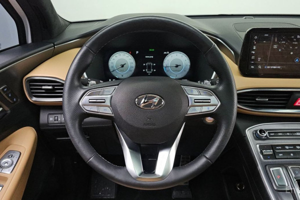 2023 Hyundai Santa Fe с пробегом 32 273 км