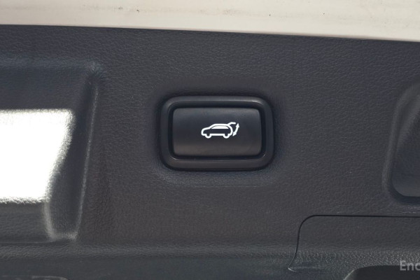 2022 Hyundai Santa Fe с пробегом 76 443 км