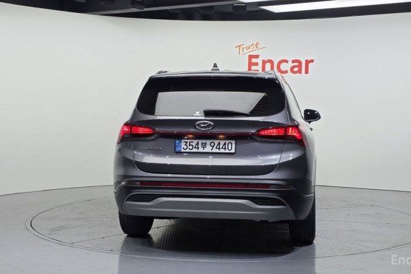 2021 Hyundai Santa Fe с пробегом 69 570 км