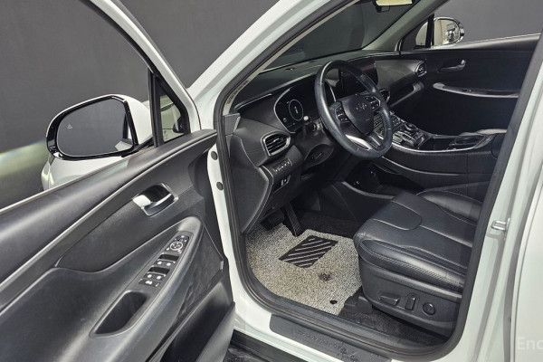2023 Hyundai Santa Fe с пробегом 50 426 км