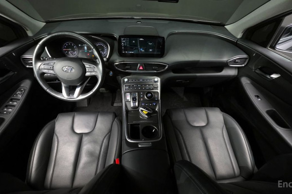 2021 Hyundai Santa Fe с пробегом 66 860 км