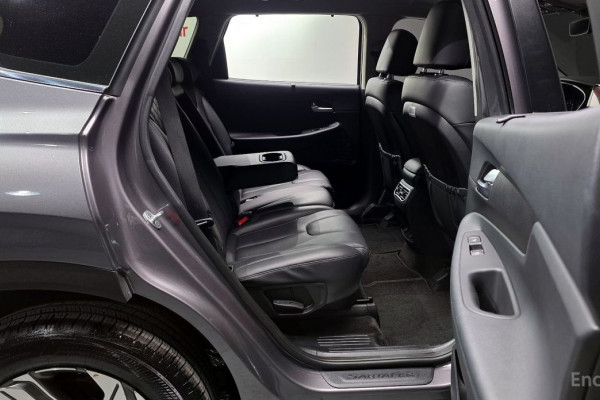 2021 Hyundai Santa Fe с пробегом 66 860 км