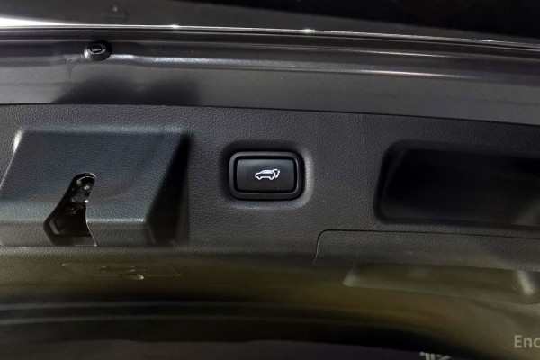 2021 Hyundai Santa Fe с пробегом 66 860 км