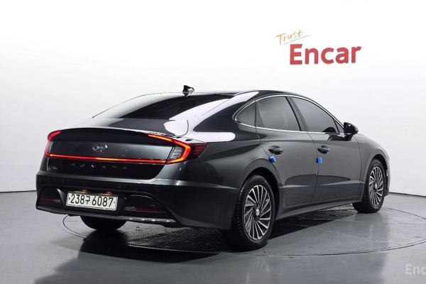 2022 Hyundai Sonata с пробегом 130 081 км