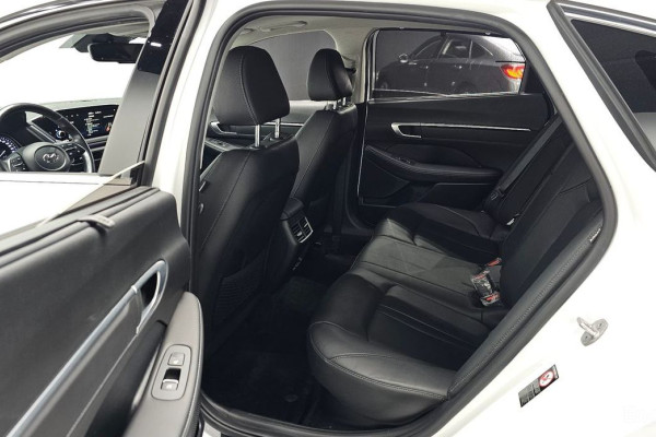 2023 Hyundai Sonata с пробегом 90 619 км