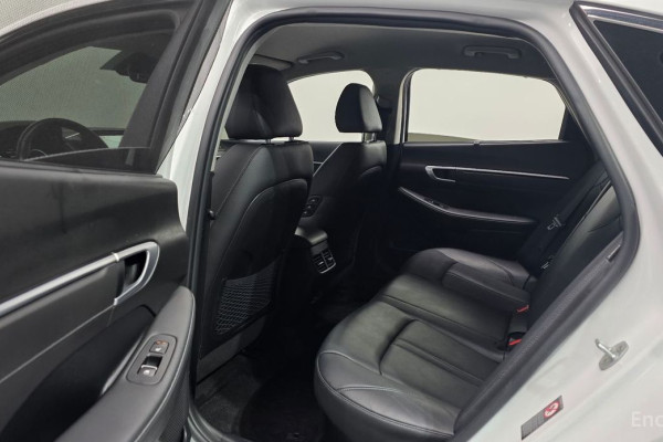 2021 Hyundai Sonata с пробегом 128 709 км