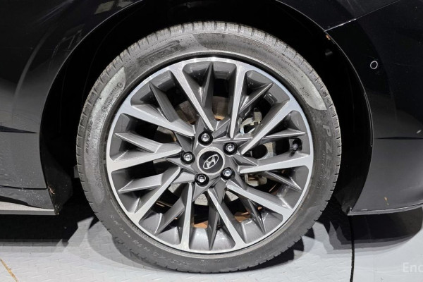 2023 Hyundai Sonata с пробегом 43 893 км