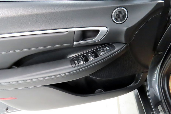 2022 Hyundai Sonata с пробегом 93 023 км