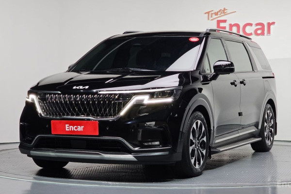 2023 Kia Carnival с пробегом 78 129 км