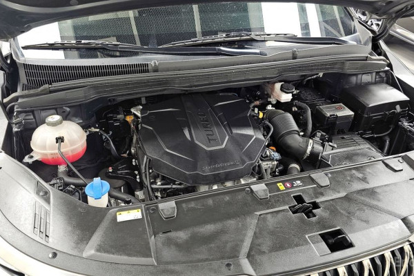 2023 Kia Carnival с пробегом 78 129 км