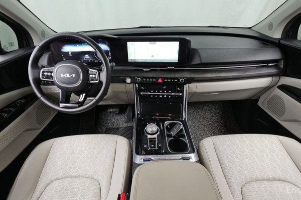 2023 Kia Carnival с пробегом 78 129 км