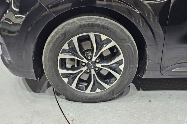 2023 Kia Carnival с пробегом 57 234 км