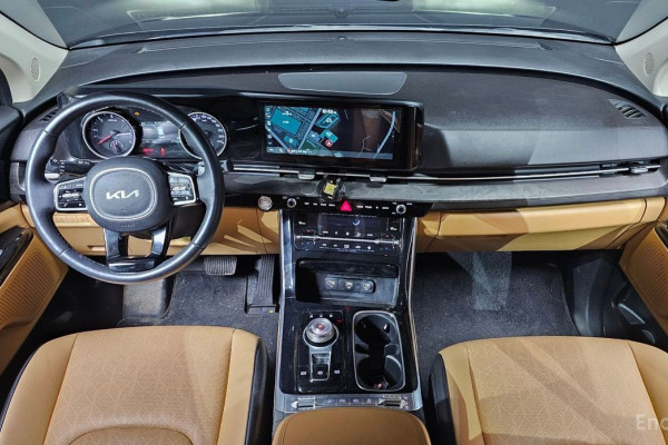 2023 Kia Carnival с пробегом 57 234 км