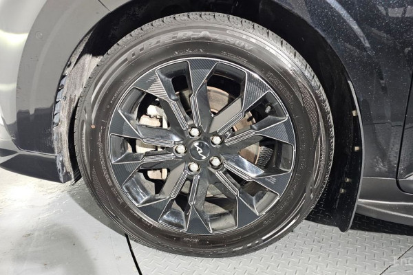 2022 Kia Carnival с пробегом 62 460 км