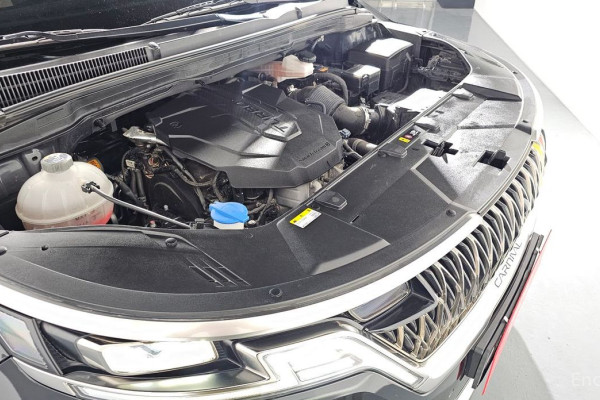 2022 Kia Carnival с пробегом 62 460 км