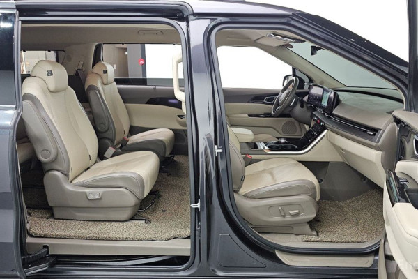 2023 Kia Carnival с пробегом 113 194 км