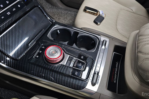 2022 Kia Carnival с пробегом 62 460 км