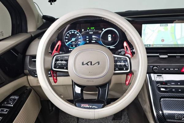 2022 Kia Carnival с пробегом 62 460 км