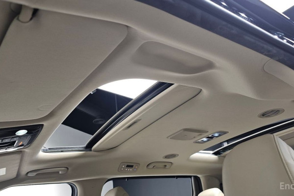 2022 Kia Carnival с пробегом 62 460 км