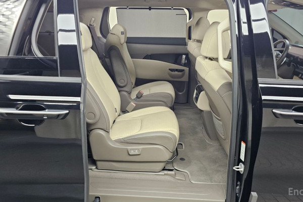 2022 Kia Carnival с пробегом 54 777 км